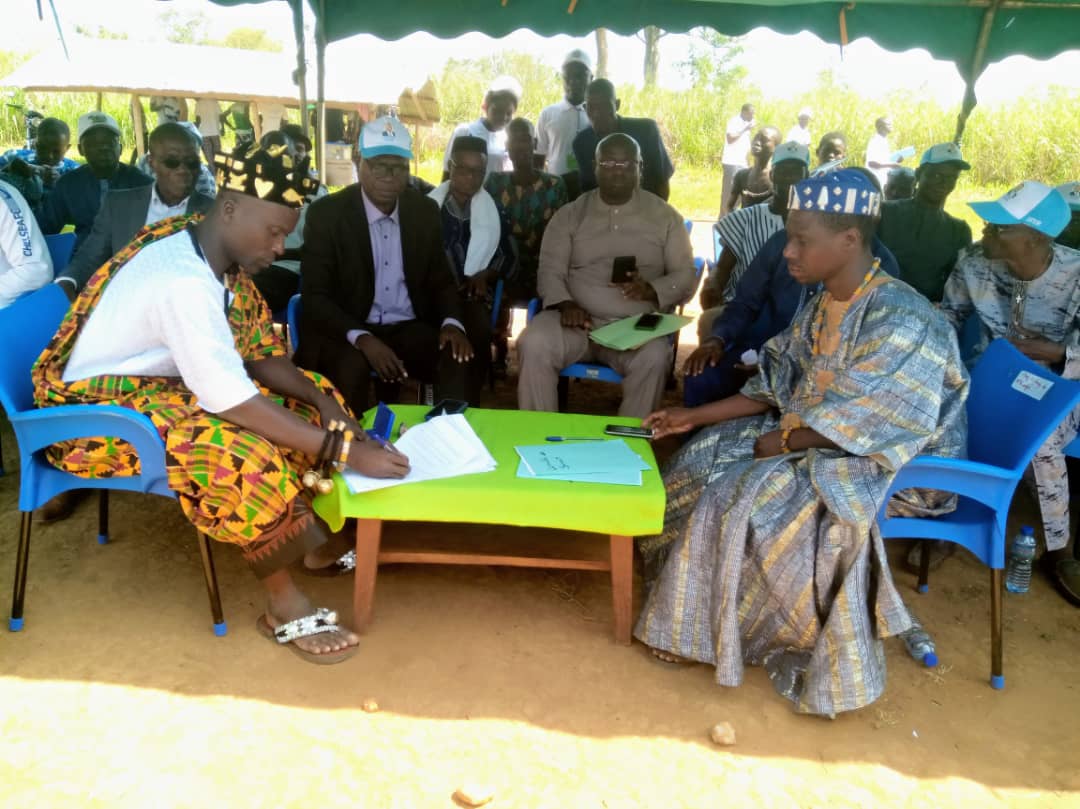 Réconciliation Historique : Koui et Djidjolé Scellent la Paix